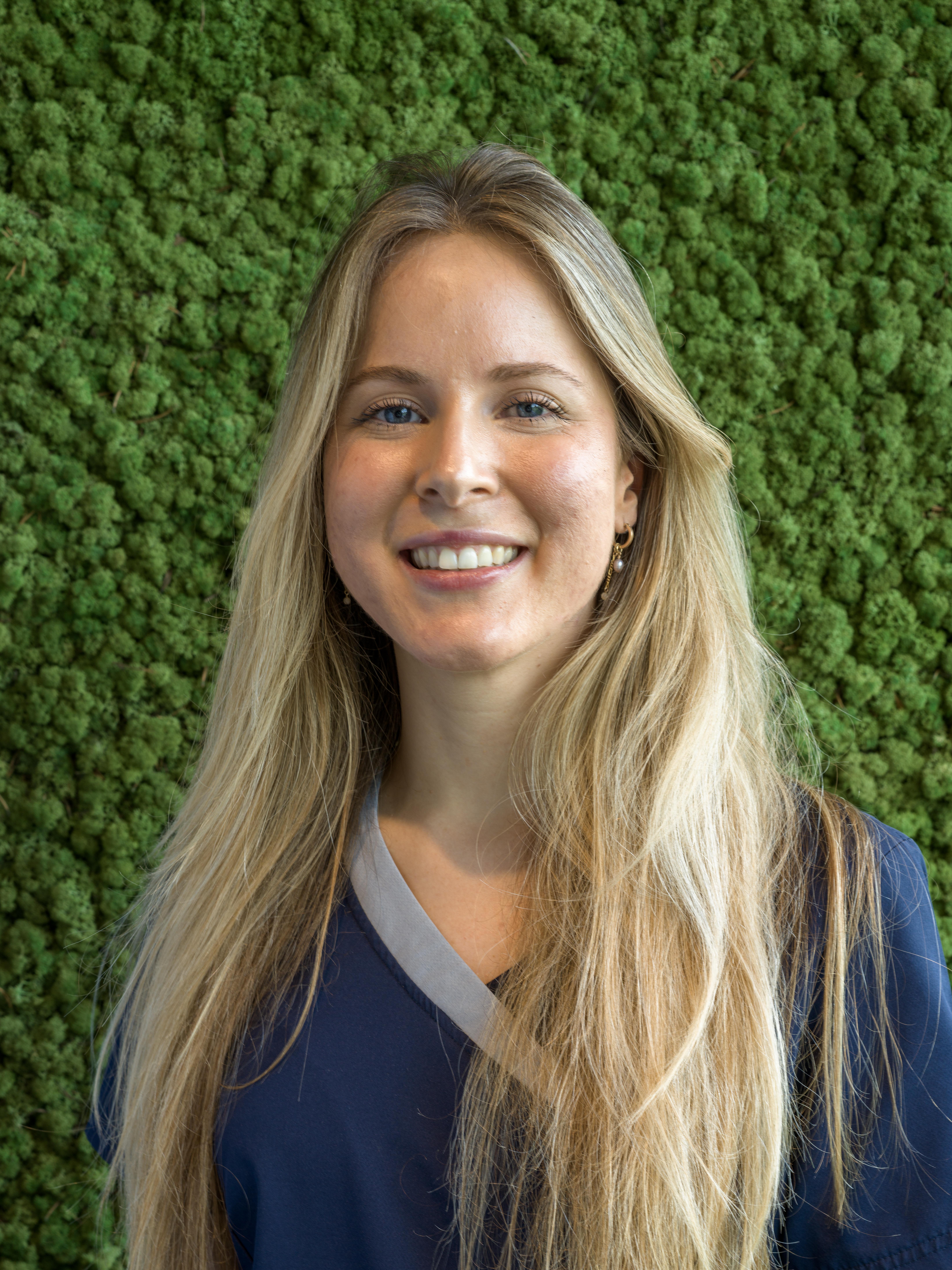 pasfoto van Michelle van der Zee