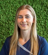 pasfoto van Nina Wezerijn